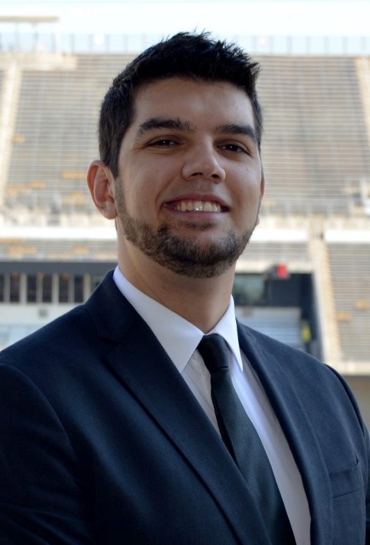 Ph.D student Osvaldo Broesicke.