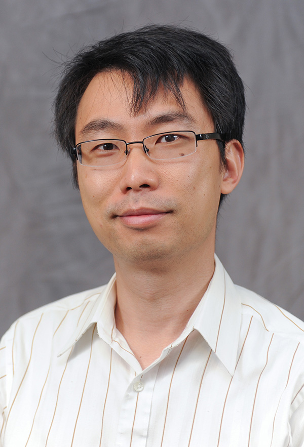 Associate Professor Edmond Chow (Photo: Rob Felt)